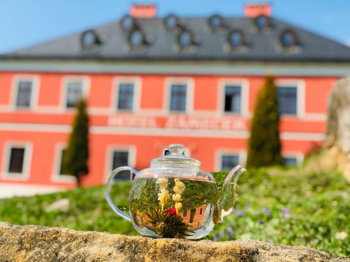 Wellness Hotel Zámeček Jetřichovice Exterior foto